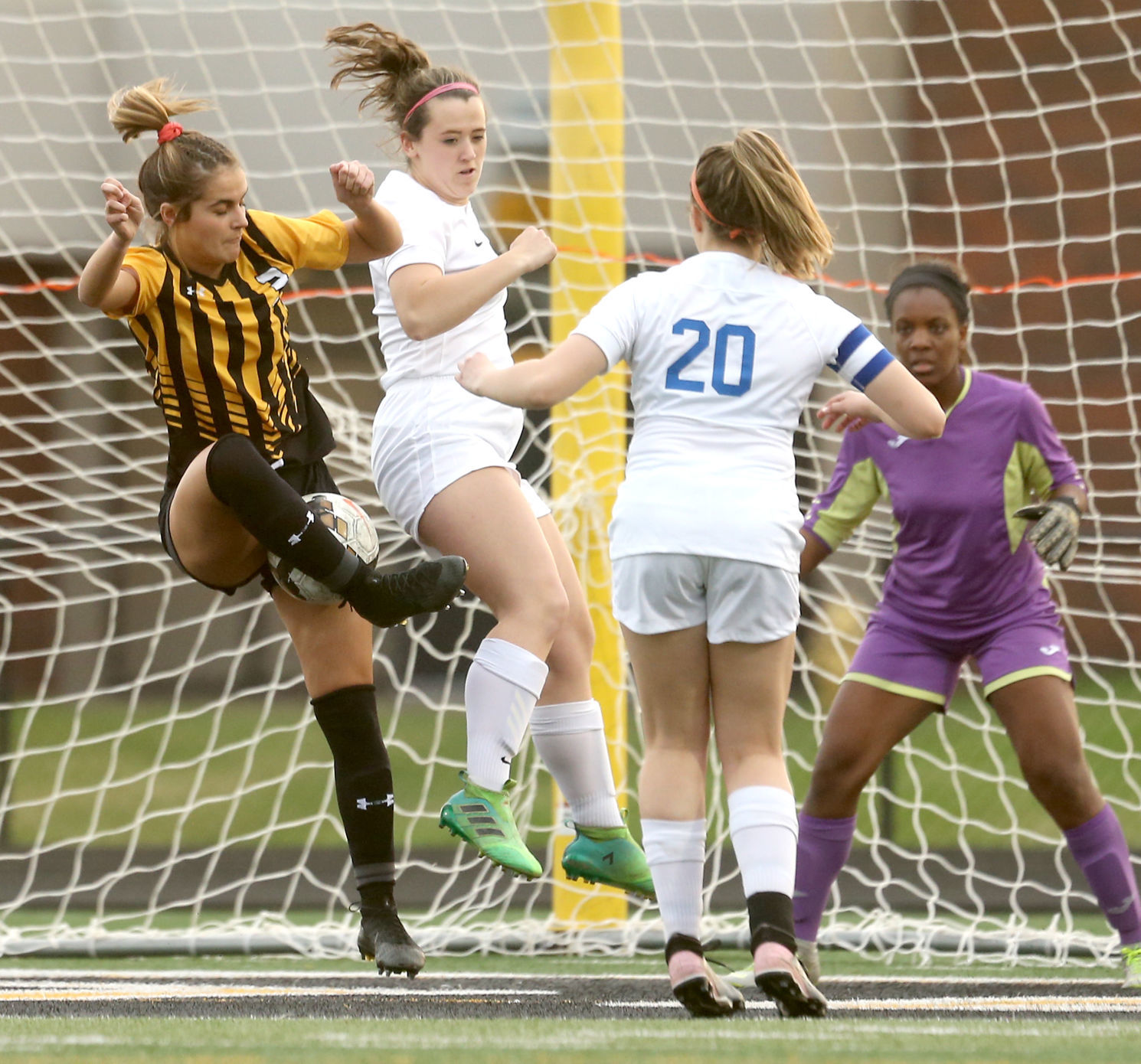 041619-qct-spt-north-Bett-Soccer-003